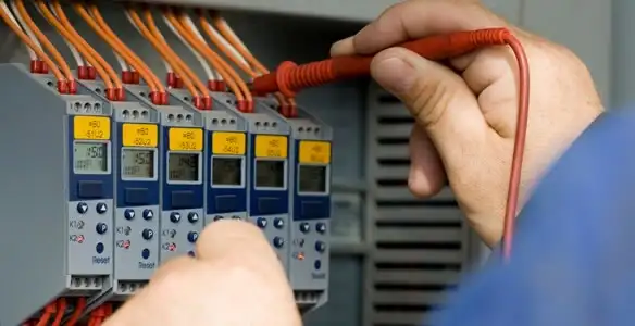 electrical contractors performing professional electrical system testing and configuration in Phoenix, AZ