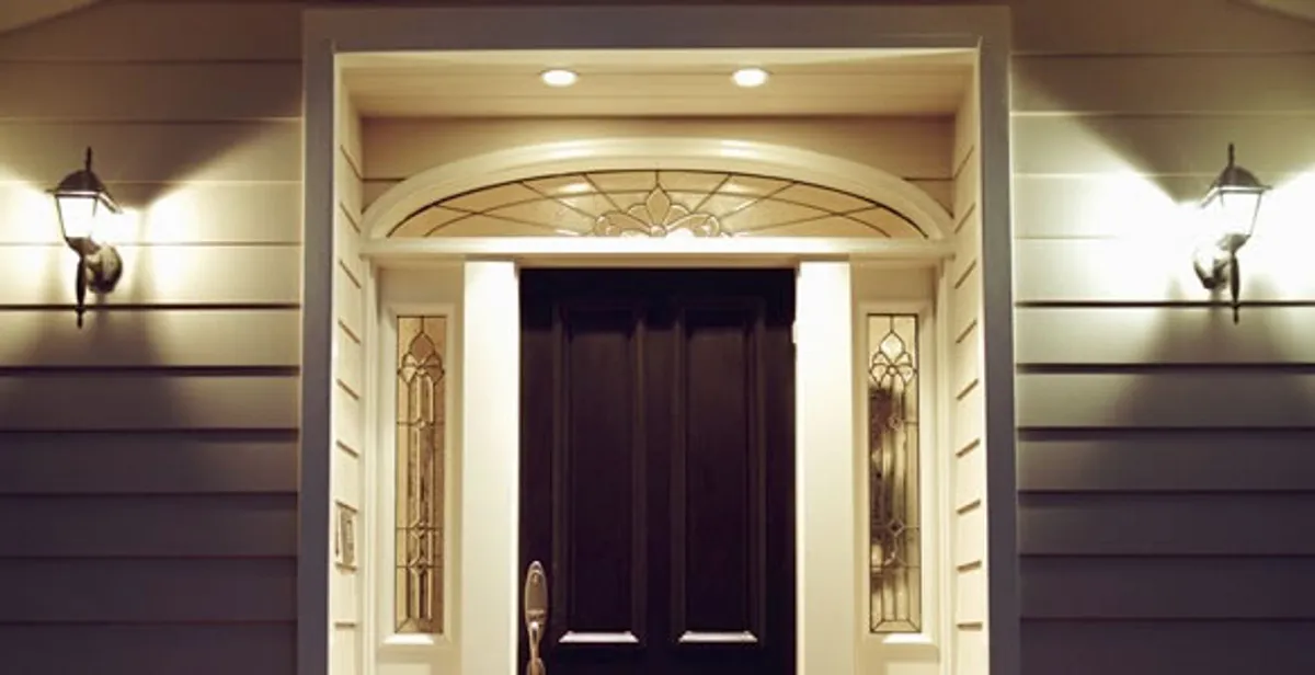 security light installation services with professionally installed entryway lighting in Phoenix, AZ